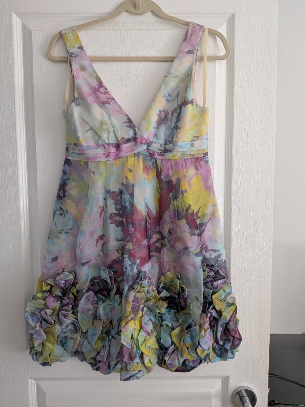 BCBGMAXAZRIA Floral Watercolor Silk Dress - Ruffled Rosette Hem - Pockets - US 4